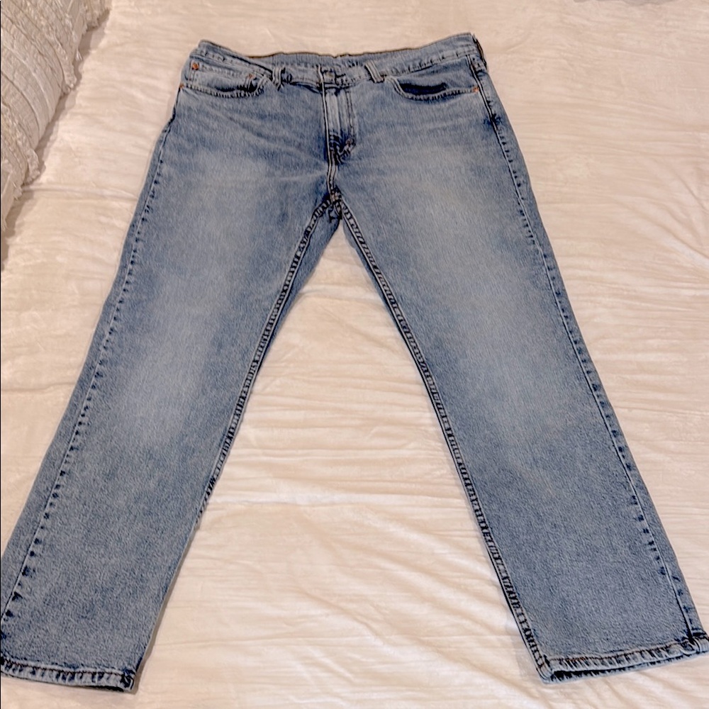 Men's Light Blue Jeans